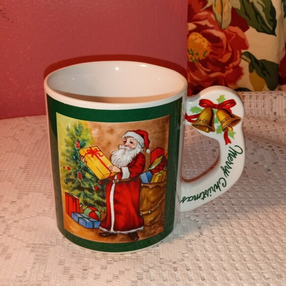 CHRISTMAS COLORFUL 4" INCH MUG THAT SAY'S, "MERRY CHRISTMAS". - Picture 6 of 6